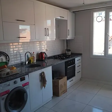 公寓 Cozy , Next To Metrubus Stn , European Side *