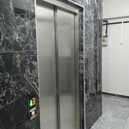 Cozy , Next To Metrubus Stn , European Side 公寓